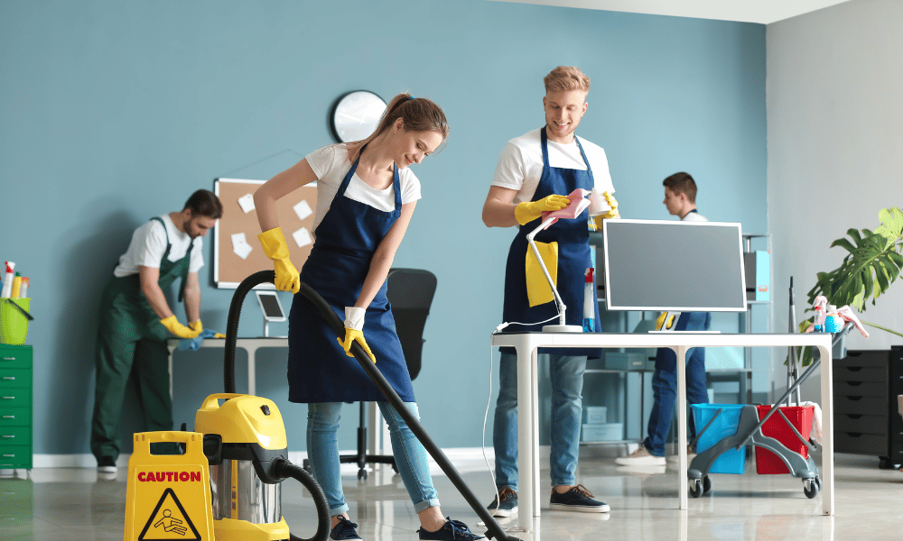 تنظيف المكاتب في أبوظبي